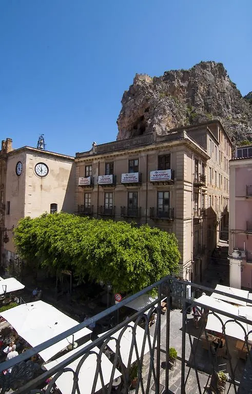 Porta Terra Appartement Cefalù Italië